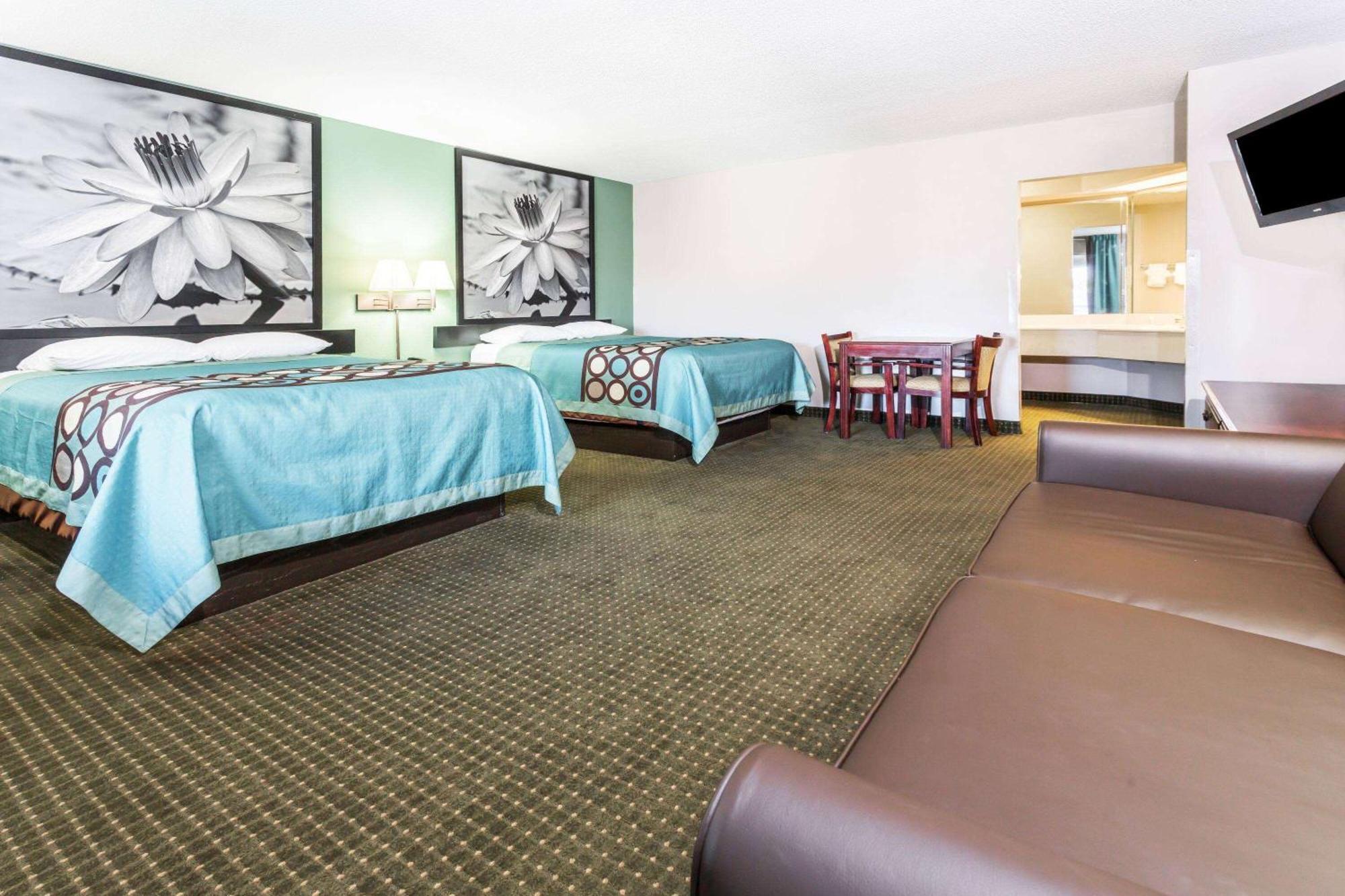 Super 8 By Wyndham Marianna Hotel Buitenkant foto