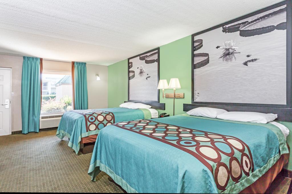 Super 8 By Wyndham Marianna Hotel Buitenkant foto
